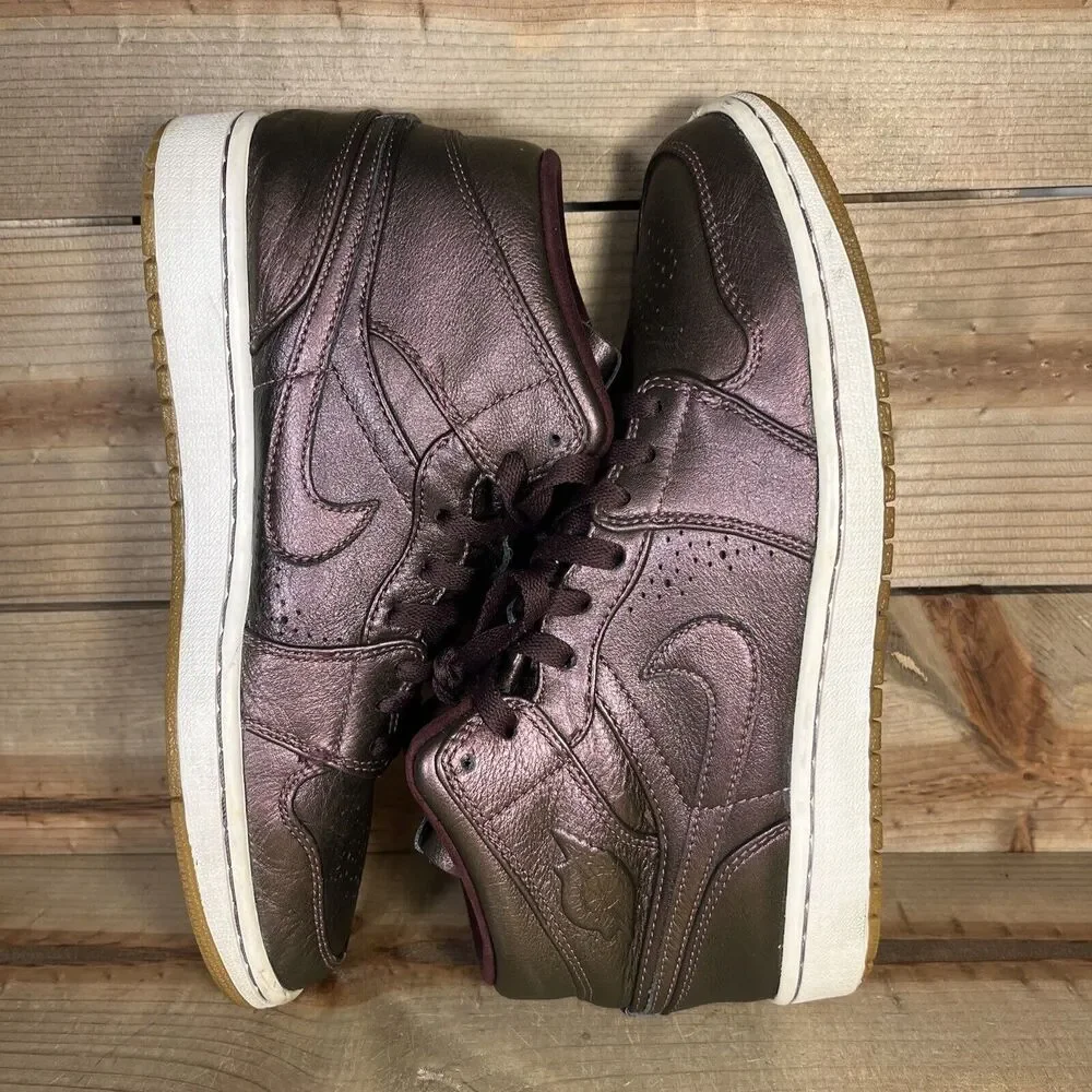 RARE Mens 9 - Nike Air Jordan 1 Mid Nouveau “Deep Burgundy Gum” Shoes 629151-605